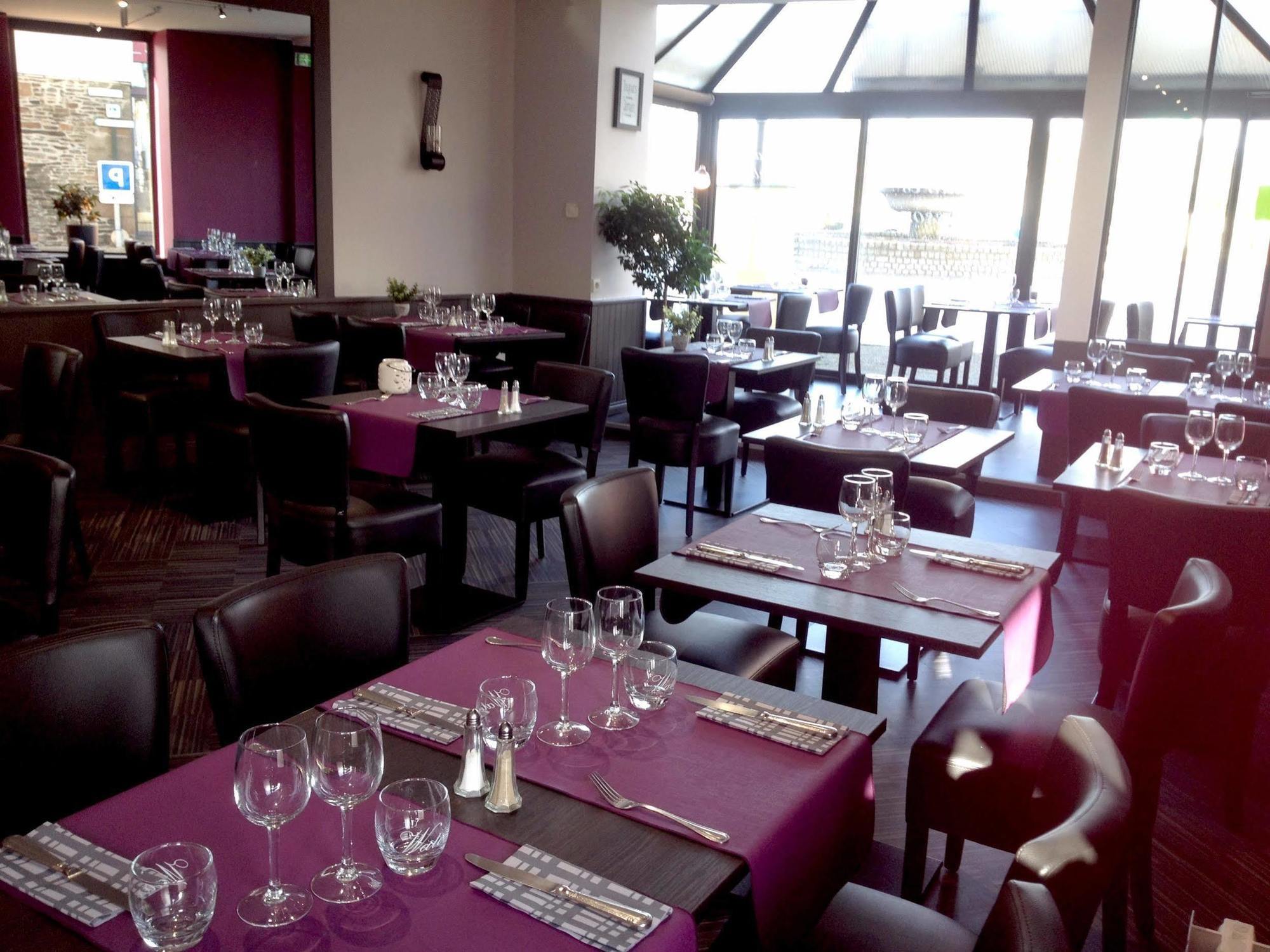 Logis Hotel Et Restaurant La Tour Brette Pontorson Eksteriør bilde